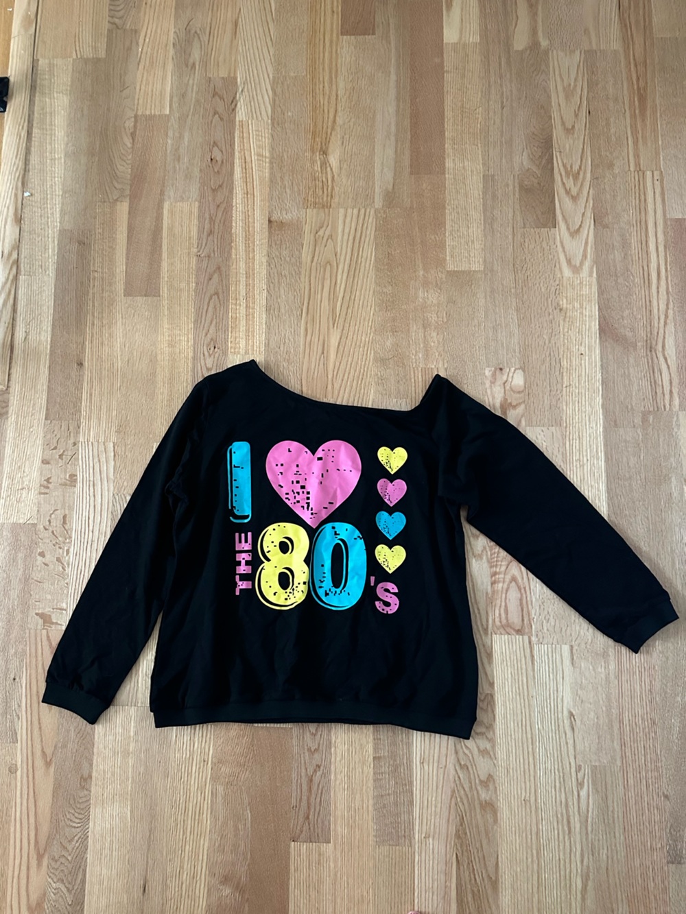 NWOT Amazon I love the 80s Off the Shoulder Sweatshirt with Neon Hearts